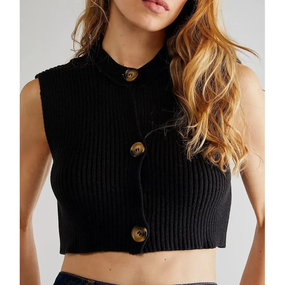 Free People Women's Button Front Naiome Micro Ribbed Cropped Vest Black SZ Large